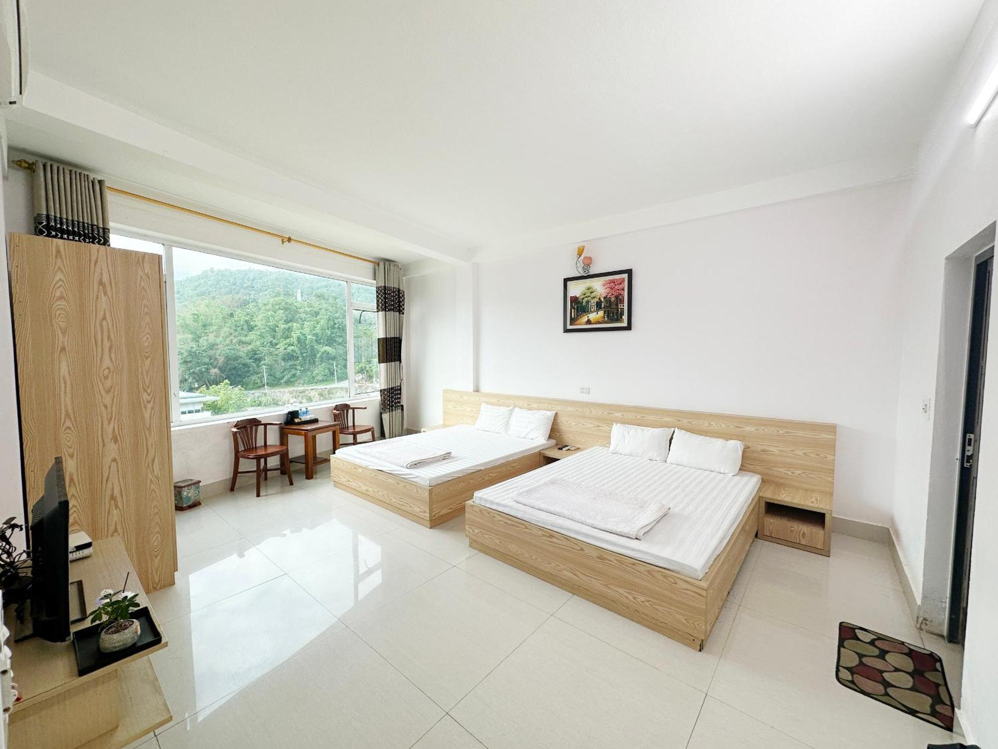 Quy Anh Hotel Bao Lac Town Esterno foto