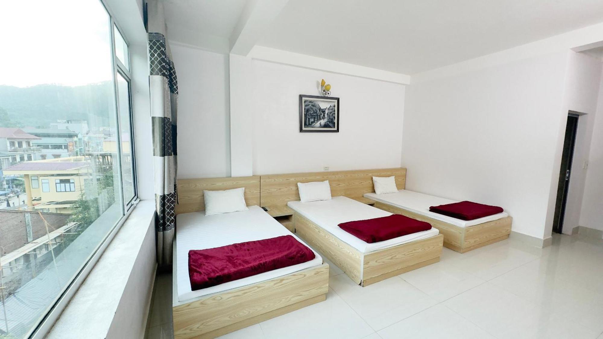 Quy Anh Hotel Bao Lac Town Esterno foto