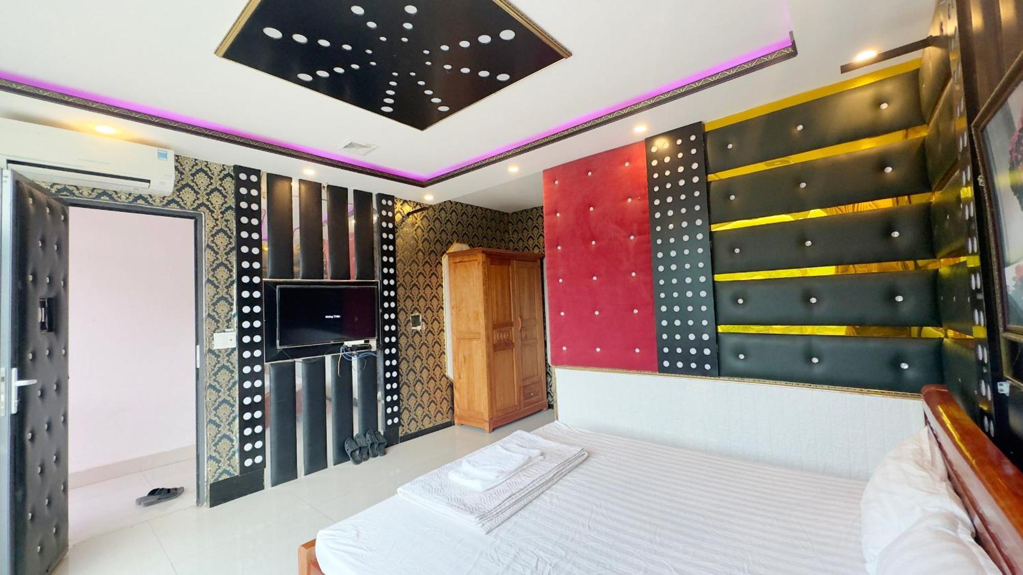 Quy Anh Hotel Bao Lac Town Esterno foto