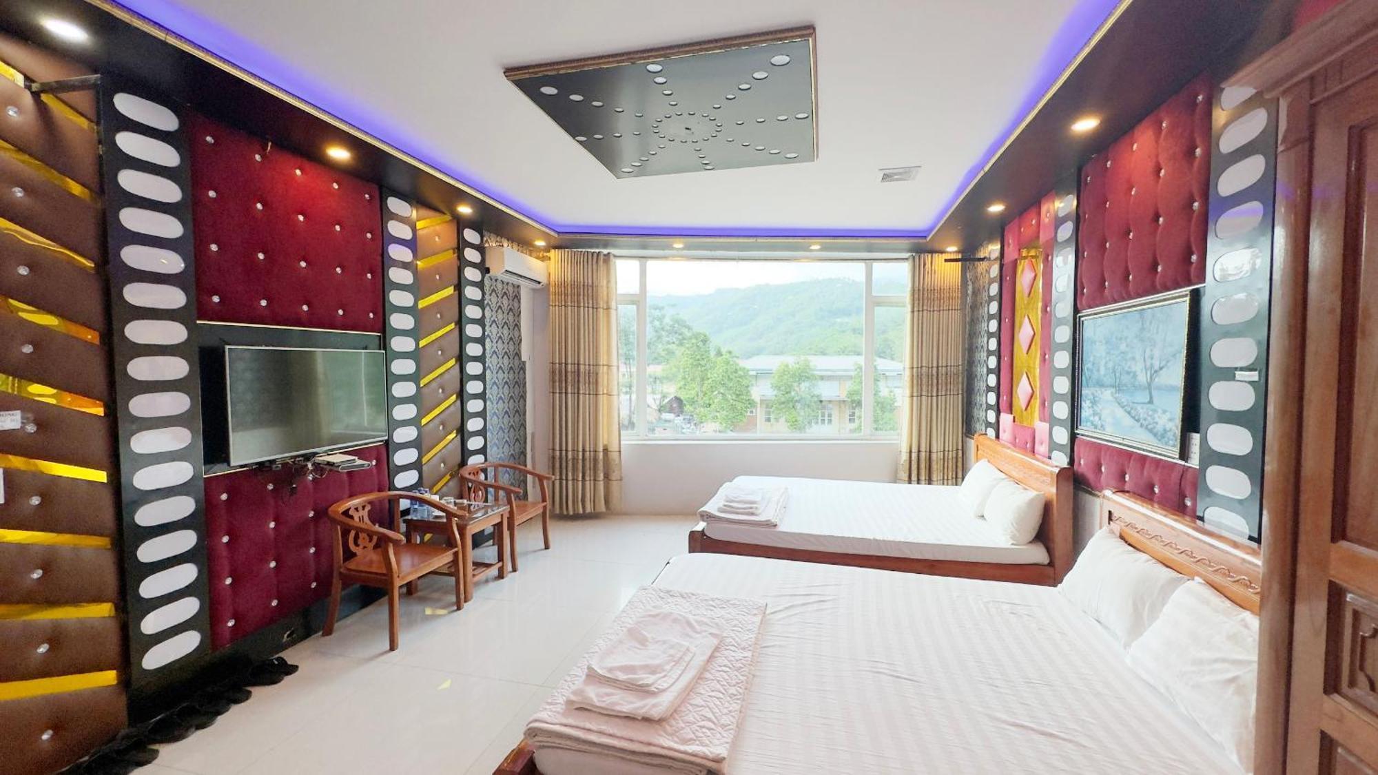 Quy Anh Hotel Bao Lac Town Esterno foto