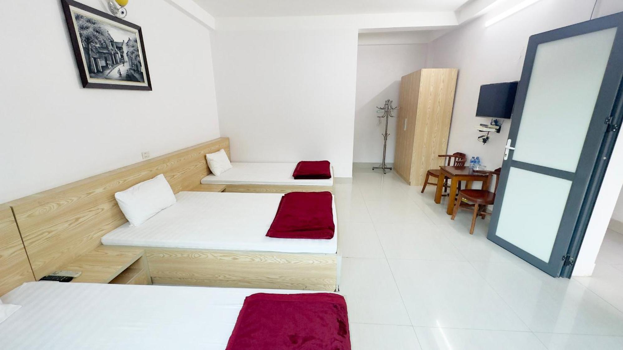 Quy Anh Hotel Bao Lac Town Esterno foto