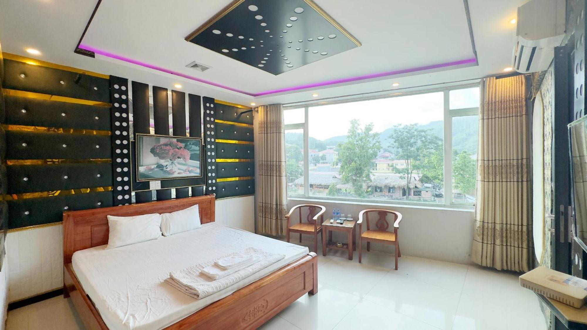 Quy Anh Hotel Bao Lac Town Esterno foto