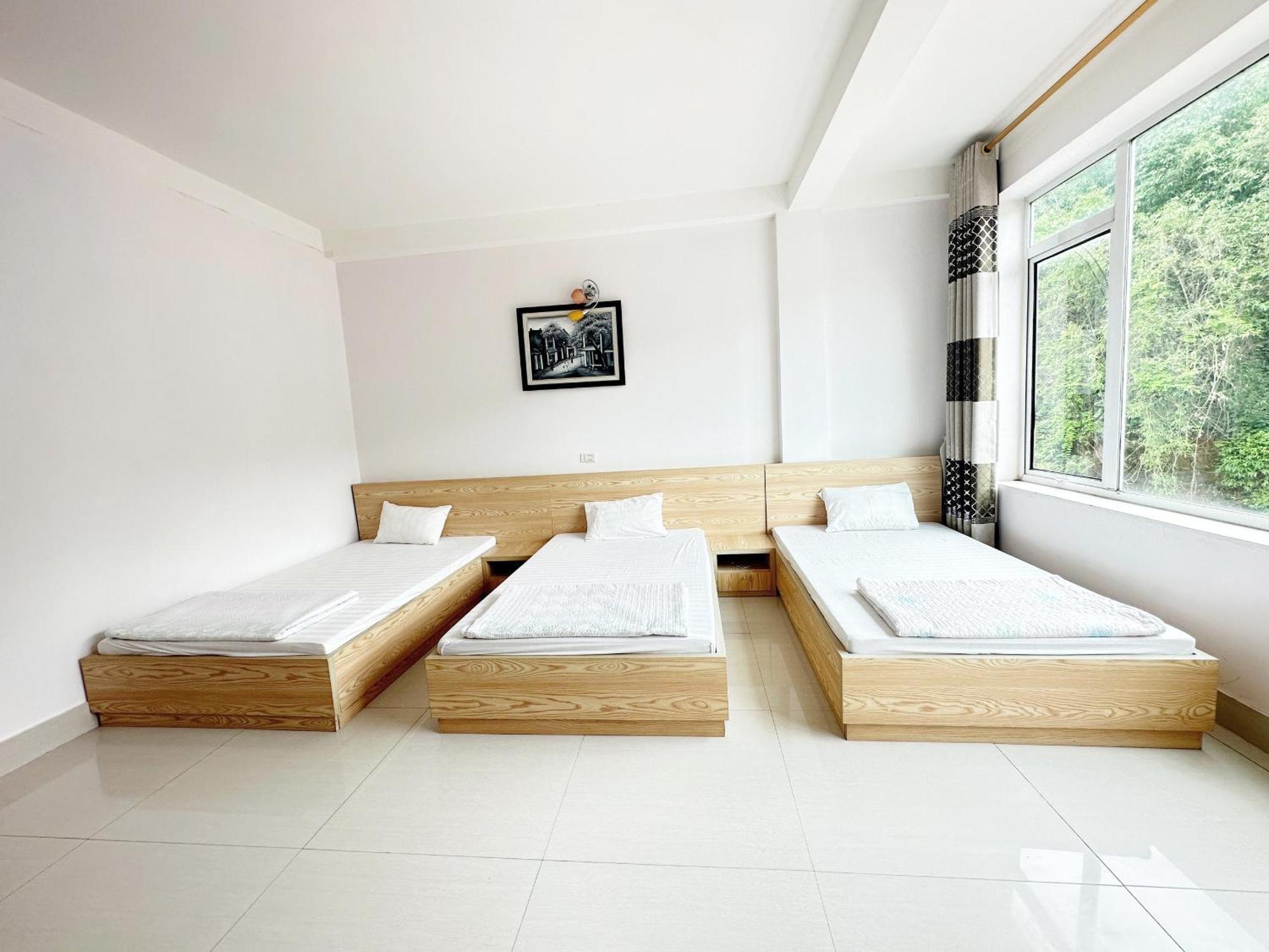 Quy Anh Hotel Bao Lac Town Esterno foto